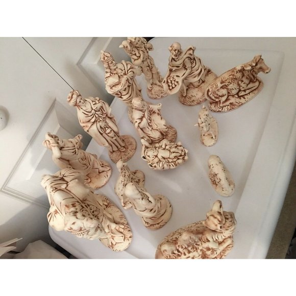 Atlantic Mold 14 Piece, Beige Ceramic Christmas‎ Nativity Scene